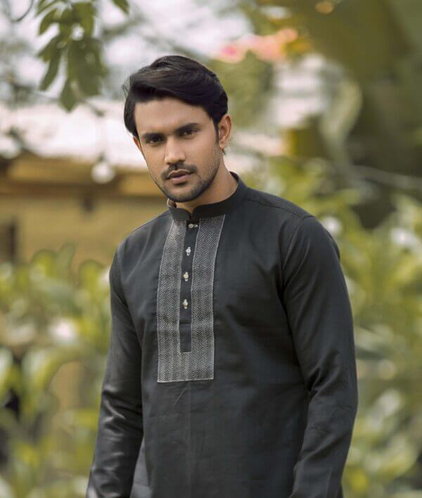 Semi Fit Casual Panajbi- Black - Masculine